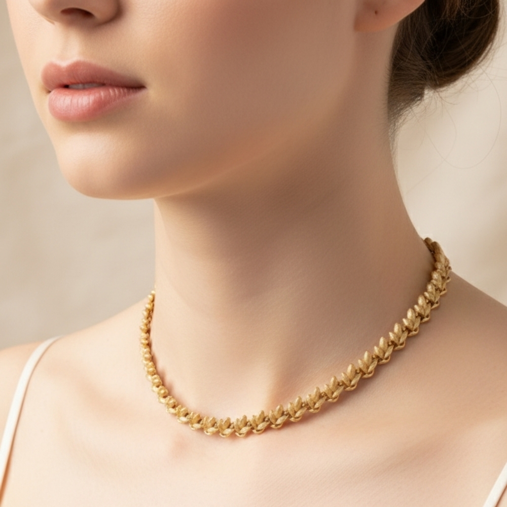 TRIFARI 1950'S LAUREL LEAF  WRATH YELLOW GOLD TONE ‎ NECKLACE